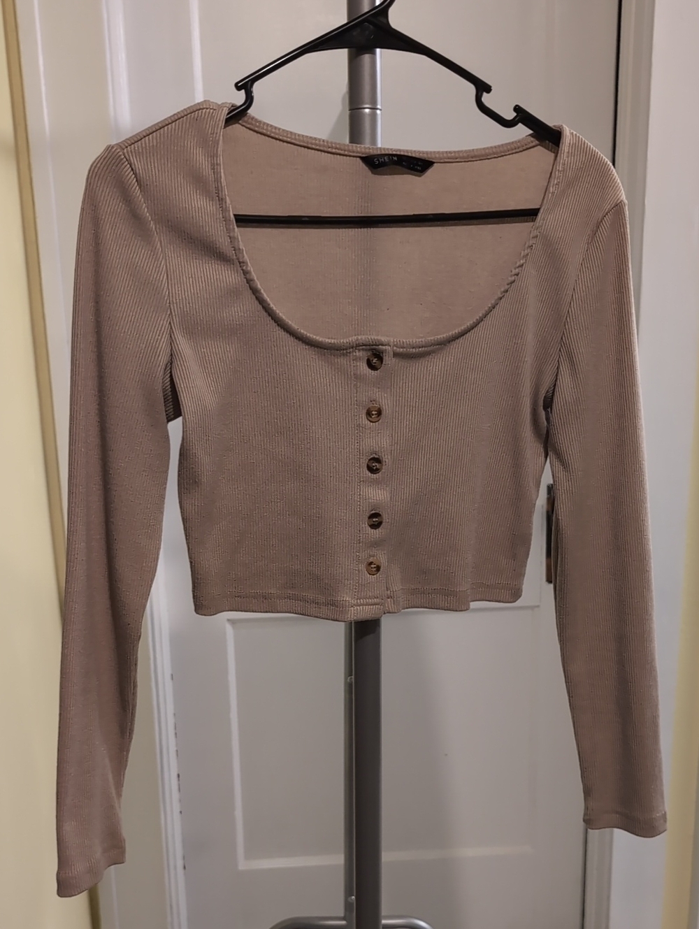 SHEIN Taupe Ribbed Button-Front Long-Sleeve Crop Top